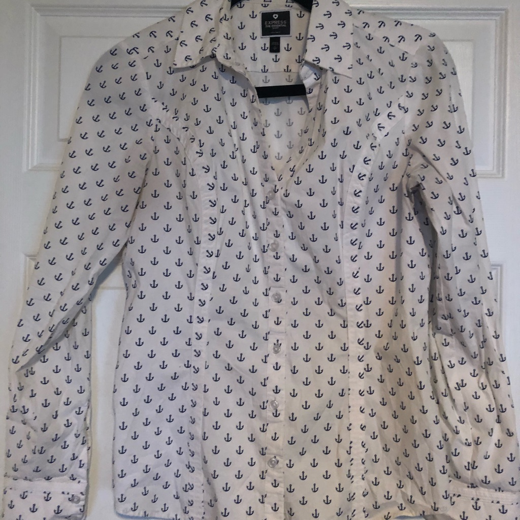 Express Essential Anchor Button Down